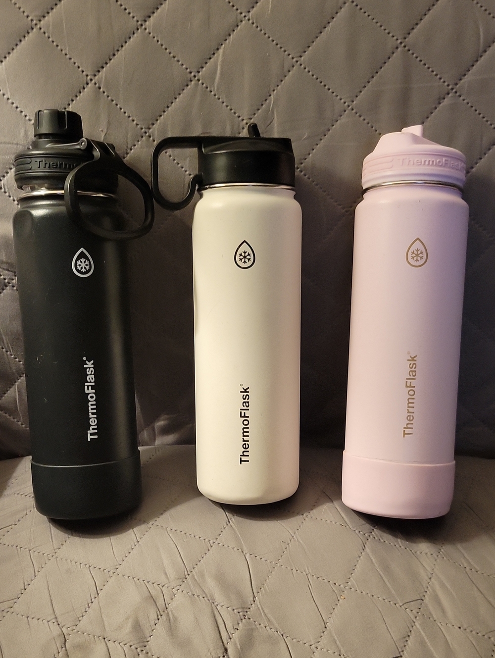 Bundle Of 3 ThermoFlask 40oz Bottles.